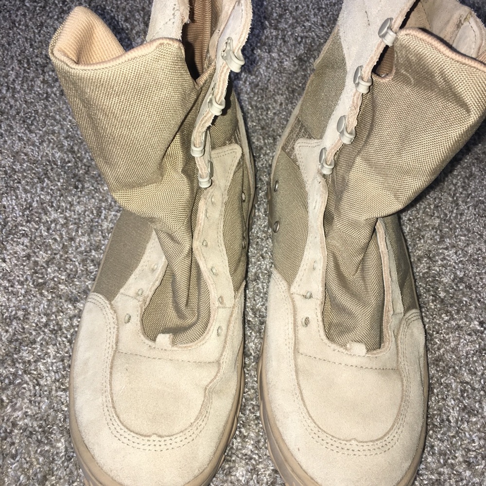 Oakley boots